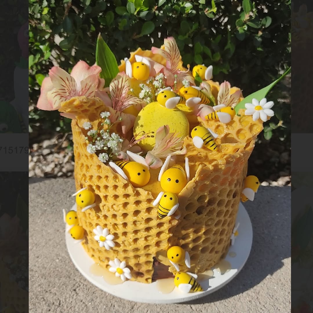 royal-sweet-confeitaria-encomenda-de-bolos-personalizados-santo-andre-abc-paulista (13)